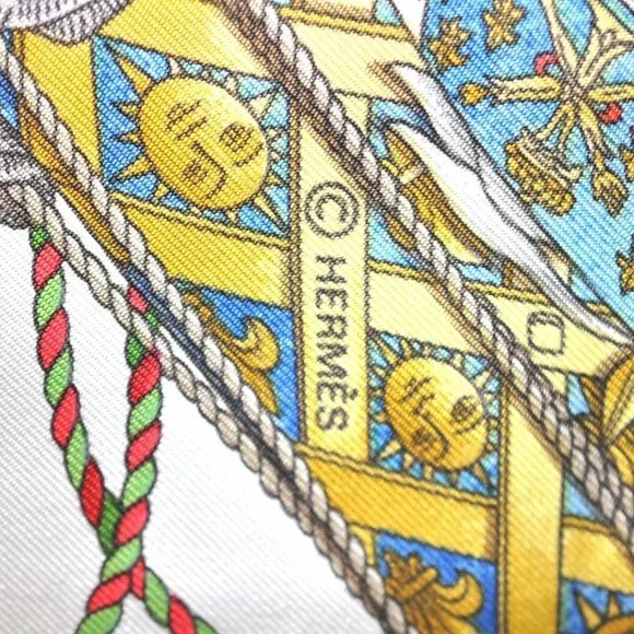 Authentic HERMES Carre 90 Scarf "LES TAMBOURS" Silk Red - Picture 9 of 12